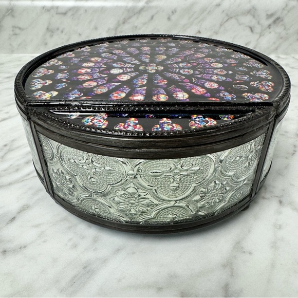 ART & ARTIFACT Notre Dame Rose Window Trinket Box Pressed Glass Jewelry Box - Picture 6 of 8